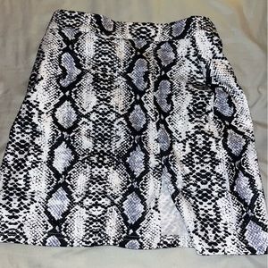 Snake skin print skirt